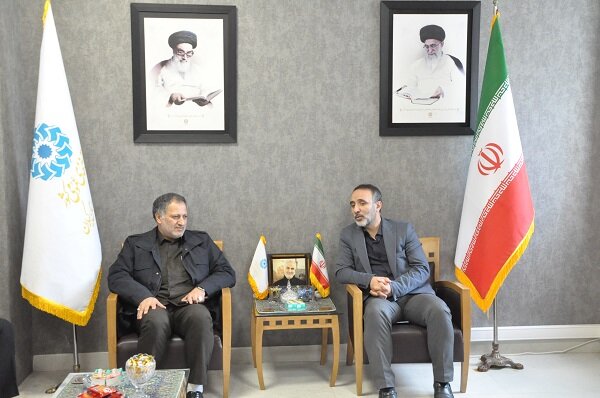 دیدار رئیس کل بازرسی گیلان با مدیرکل کتابخانههای عمومی استان