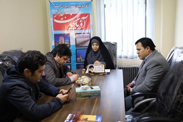 بازدید مدیرکل کتابخانههای عمومی آذربایجانغربی از خبرگزاریها و رسانههای محلی