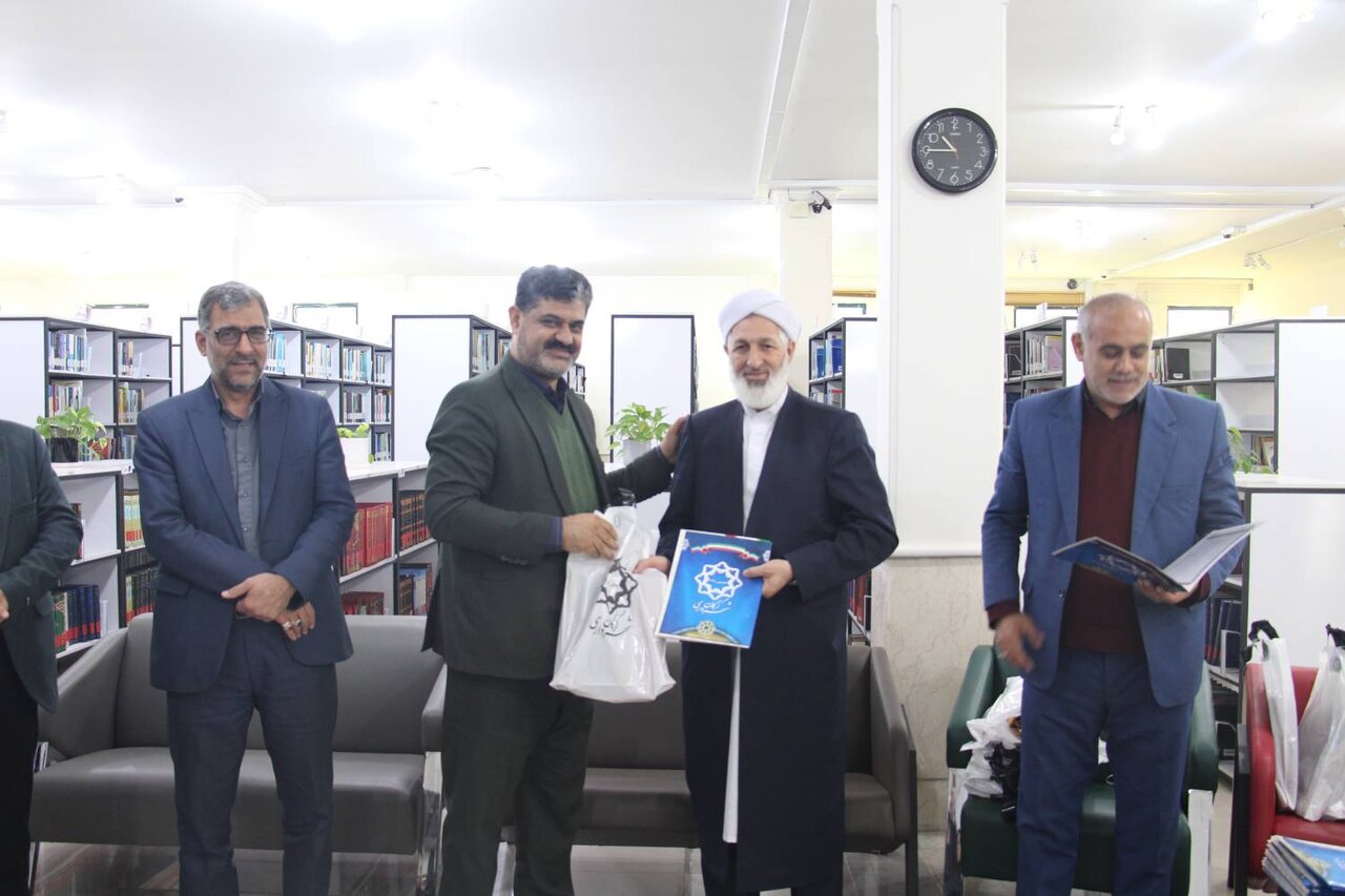 تقدیر شهردار گردگان از کتابداران این شهرستان
