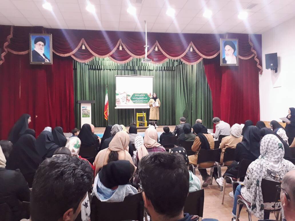 از اعزام کاروان کتابخوانی به مناطق کمبرخوردار تا «جشن کتاب» در مدارس