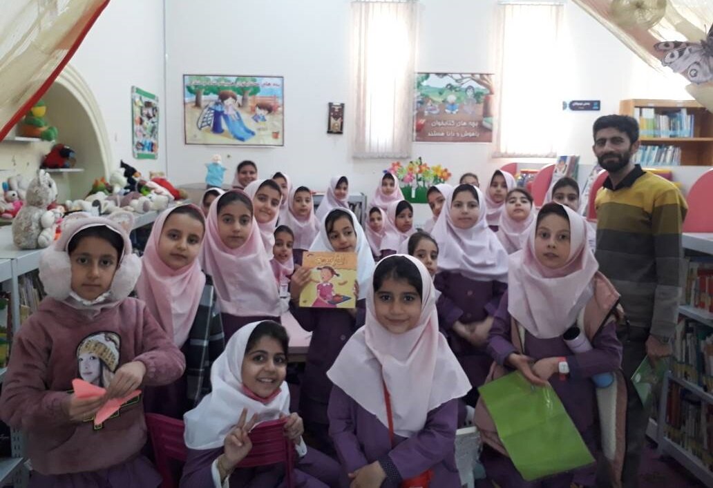از اعزام کاروان کتابخوانی به مناطق کمبرخوردار تا «جشن کتاب» در مدارس