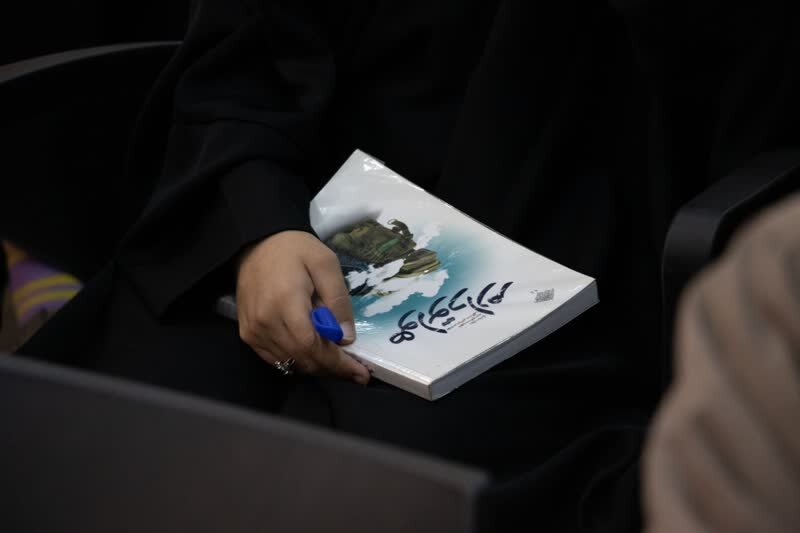 «قرار سهشنبهها» با حضور خانواده شهید مرتضی عبداللهی