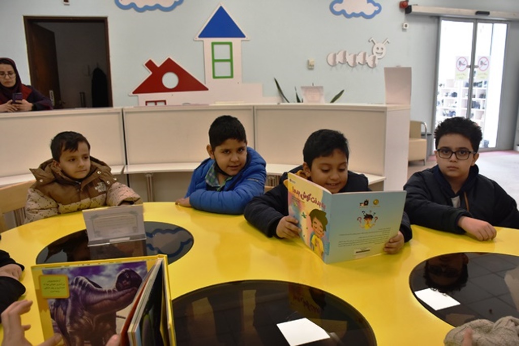 برنامه های متنوع فرهنگی به همت بخش کودک کتابخانه مرکزی امام خمینی(قدس سره) مشهد برگزار شد