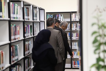 بازدید مدیرکل امور مالی نهاد کتابخانه‌های عمومی کشور از کتابخانه های عمومی استان بوشهر