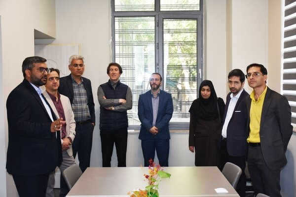 شیوه بازسازی کتابخانه شهید دستغیب، مخاطب را شگفت زده می کند