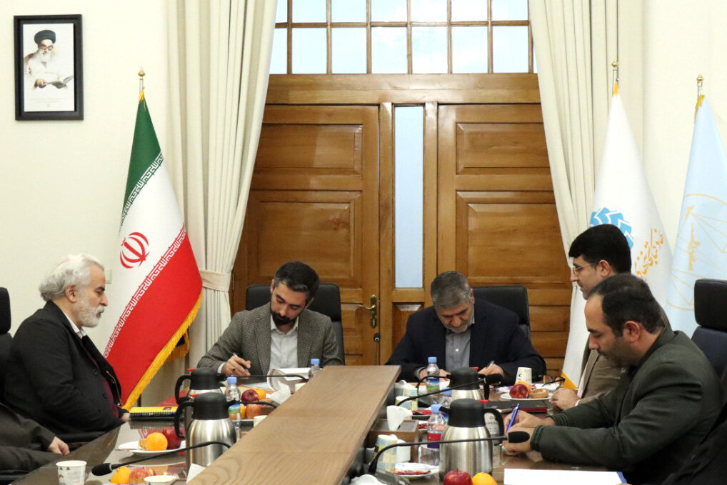 نهاد کتابخانههای عمومی کشور و سازمان قضایی نیروهای مسلح همکاری میکنند