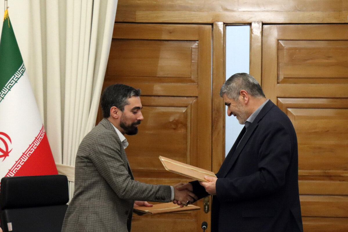 نهاد کتابخانههای عمومی کشور و سازمان قضایی نیروهای مسلح همکاری میکنند