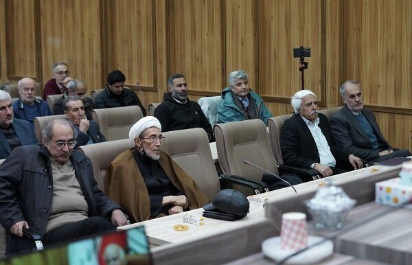 آیین رونمایی از کتاب «ضرب‌المثل‌های ترکی رایج در شهرستان خوی» برگزار شد