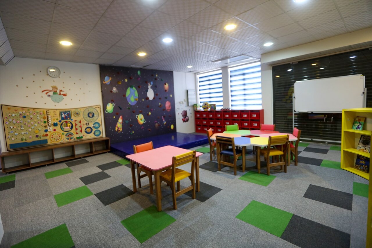 کتابخانه عمومی الفبای شیراز و کتابخانههای سیار مرودشت و کازرون افتتاح شد