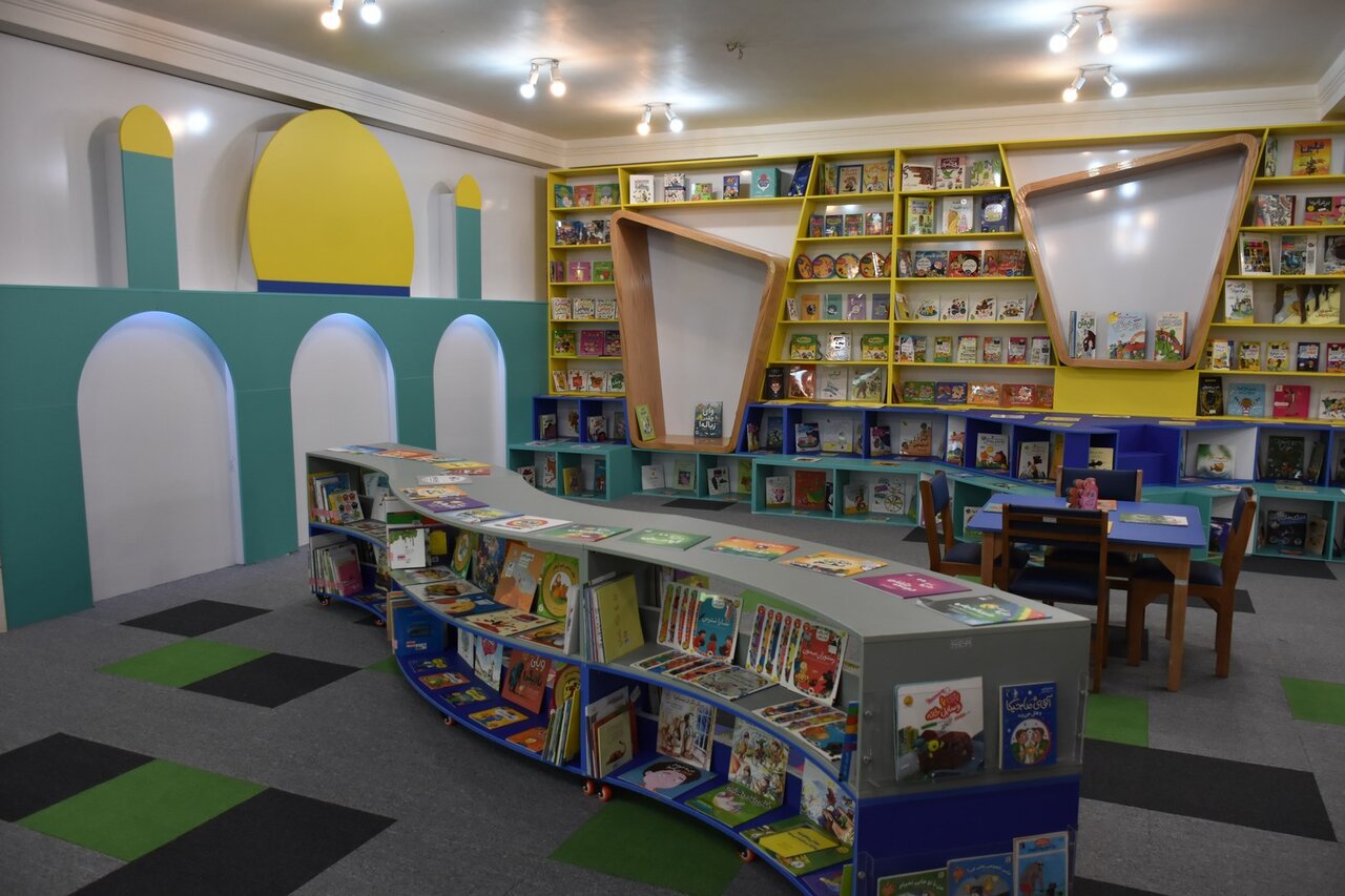 کتابخانه عمومی امین ولایت شهر صدرا افتتاح شد