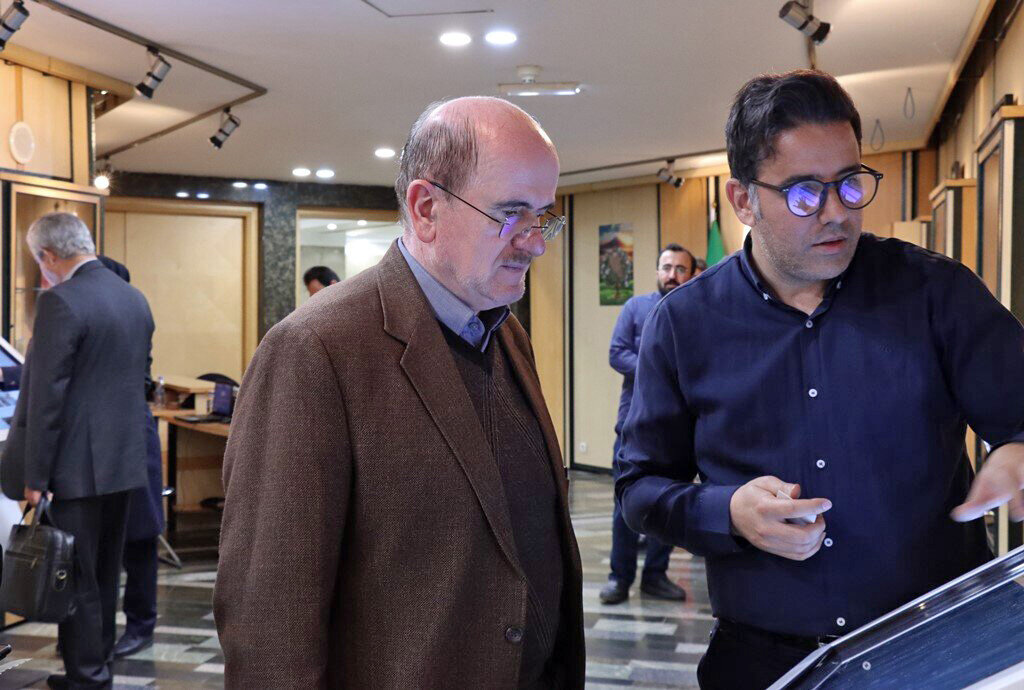 کارهای بزرگی در حوزه کتابخانهها انجام شده و باید با قوت ادامه یابد