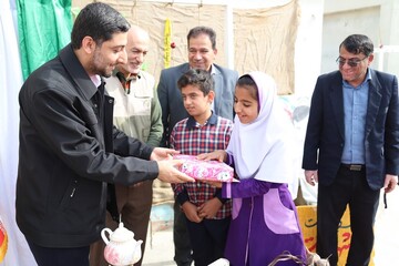 اردوی فرهنگی جهادی «روستا با طعم کتاب» در روستای بنیاد  استان بوشهر