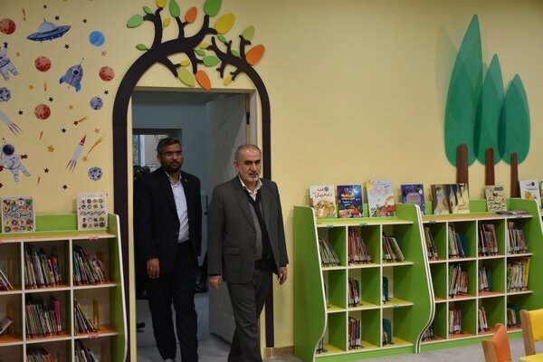 انتظار حمایت بیشتری از سوی دولت و سایر نهادها از کتابخانههای عمومی وجود دارد