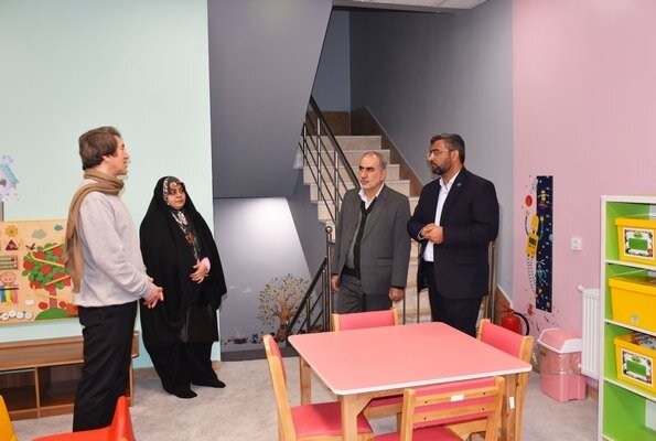 انتظار حمایت بیشتری از سوی دولت و سایر نهادها از کتابخانههای عمومی وجود دارد