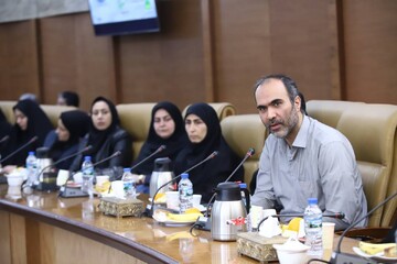 آیین رونمایی کتاب «سرو و سرود» در کتابخانه مرکزی پارک شهر