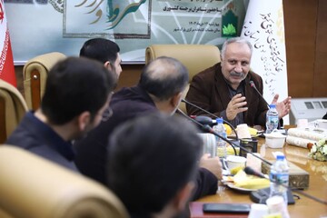 دکتر محمود اکرامی؛ دبیر محافل ادبی کتابخانه های عمومی استان -آیین رونمایی کتاب «سرو و سرود» در کتابخانه مرکزی پارک شهر