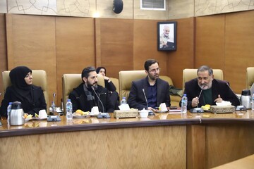 آیین رونمایی کتاب «سرو و سرود» در کتابخانه مرکزی پارک شهر