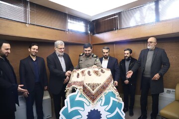 آیین رونمایی کتاب «سرو و سرود» در کتابخانه مرکزی پارک شهر