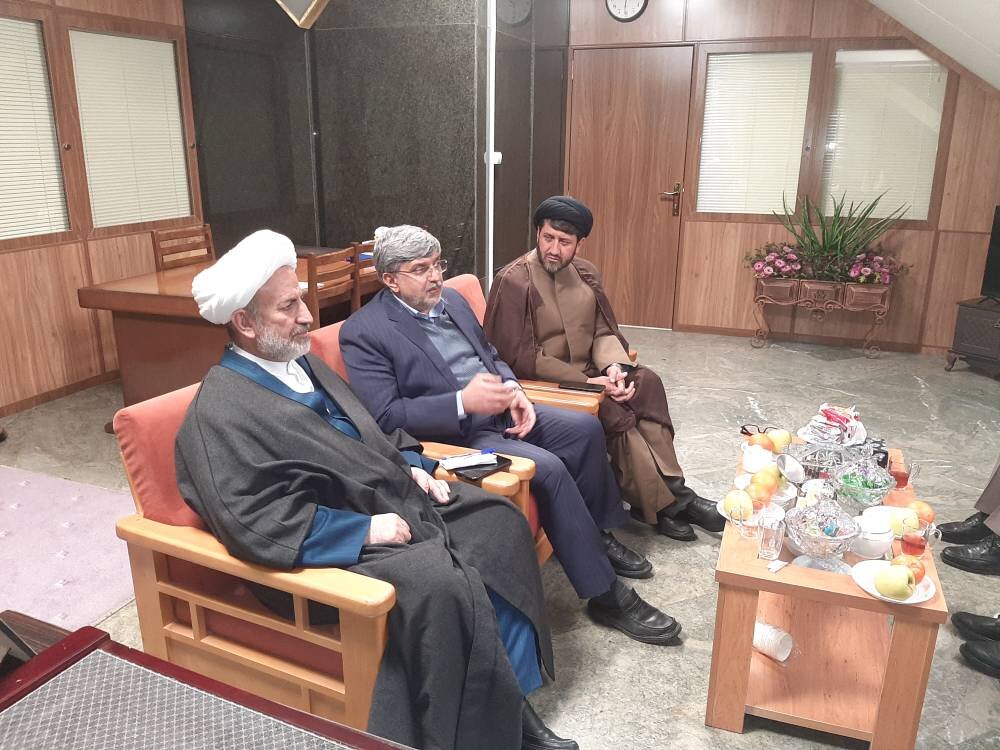 دیدار و گفتگوی دبیرکل نهاد و عضو ناظر مجلس در هیئت امنای کتابخانههای عمومی کشور