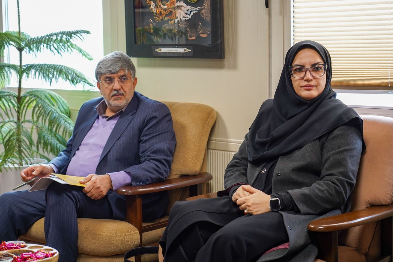 دیدار و گفتگوی دبیرکل نهاد کتابخانههای عمومی کشور با دبیر شورای عالی انقلاب فرهنگی