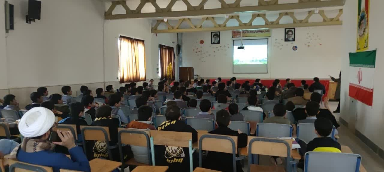 رونق کتاب و کتابخوانی در کتابخانههای عمومی استان مرکزی