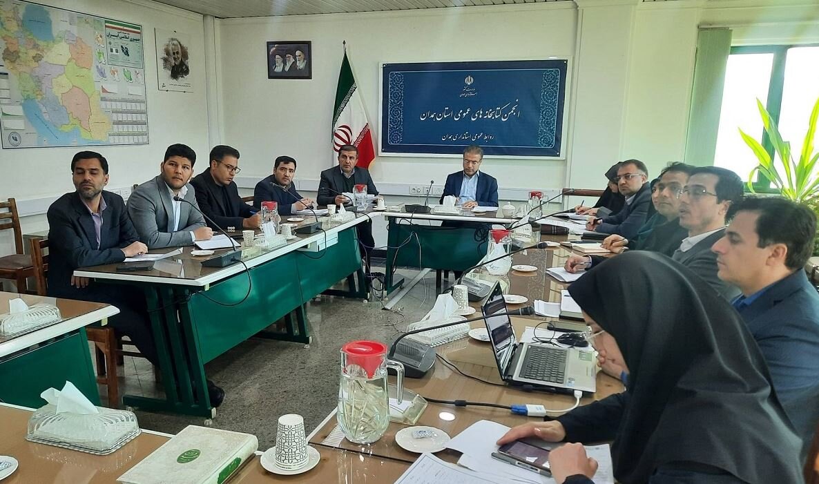 توجه به توسعه فعالیتهای مجازی و کاربرد هوش مصنوعی در کتابخانههای عمومی