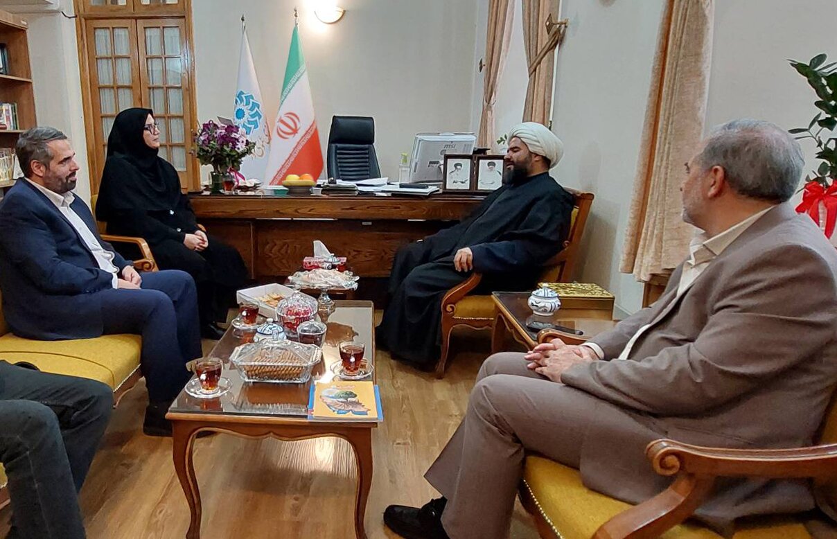 دیدار نماینده مردم بردسکن، خلیلآباد و کاشمر در مجلس با دبیرکل نهاد کتابخانههای عمومی کشور