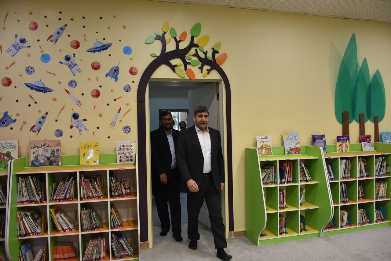 کتابخانههای عمومی باید کانون گفتگو، تبادل اندیشه و تقویت سرمایه اجتماعی باشند