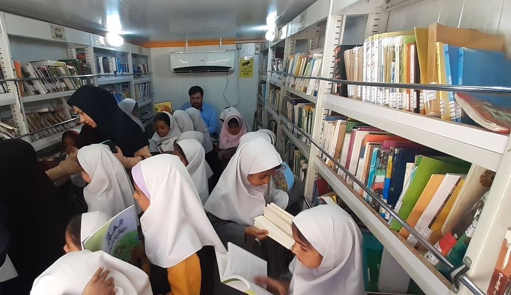 کتابخانه سیار؛ راهکار اقتصادی تحقق عدالت فرهنگی در روستاهای فاقد کتابخانه