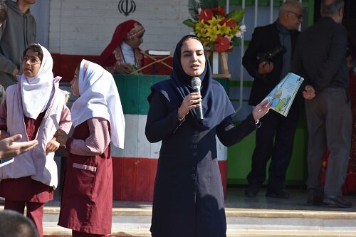 اولین اردوی «یک‌روز با کتاب» در خومه‌زار فارس، برگزار شد