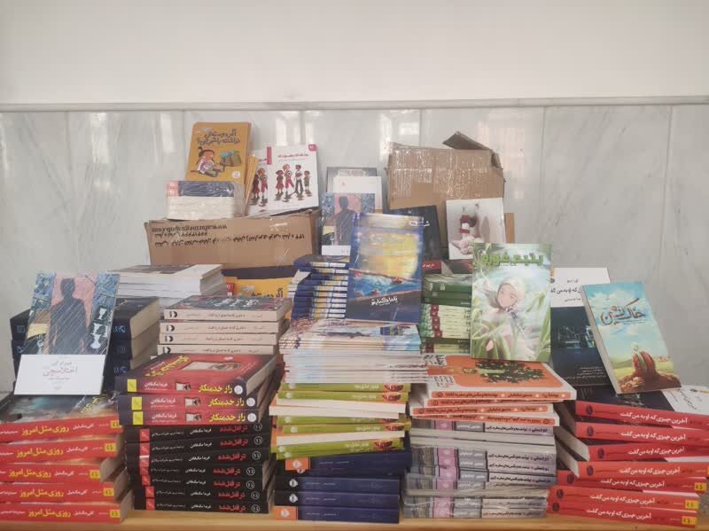 ارسال ۴۸۰ نسخه کتاب به کتابخانههای عمومی استان قم