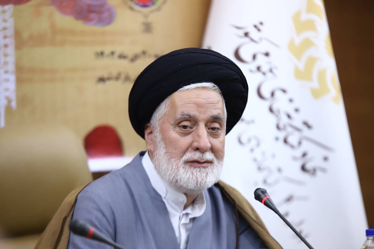 برگزاری نشستهای معرفی کتاب شیوهای اثرگذار در ترویج نماز است