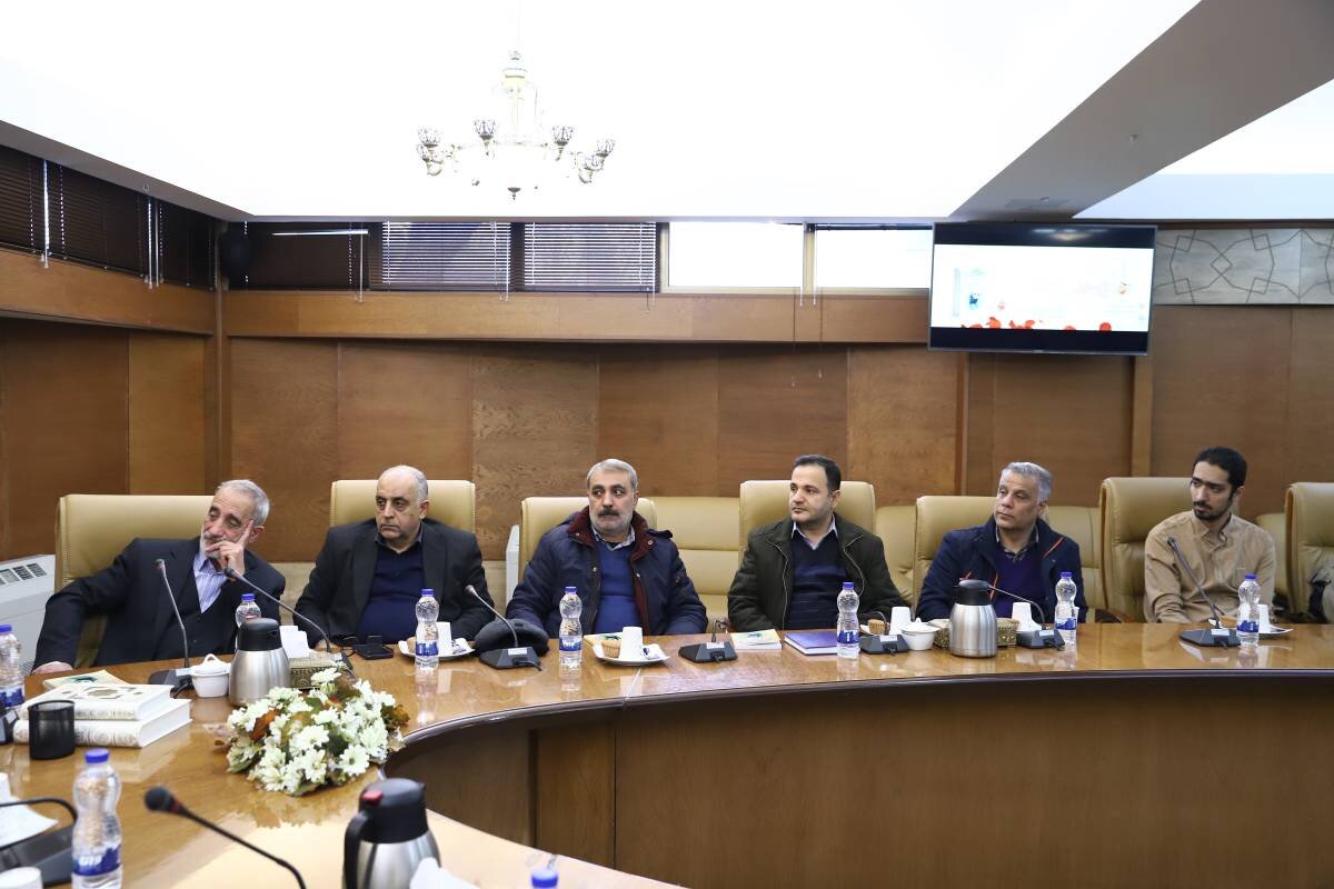 برگزاری نشستهای معرفی کتاب شیوهای اثرگذار در ترویج نماز است