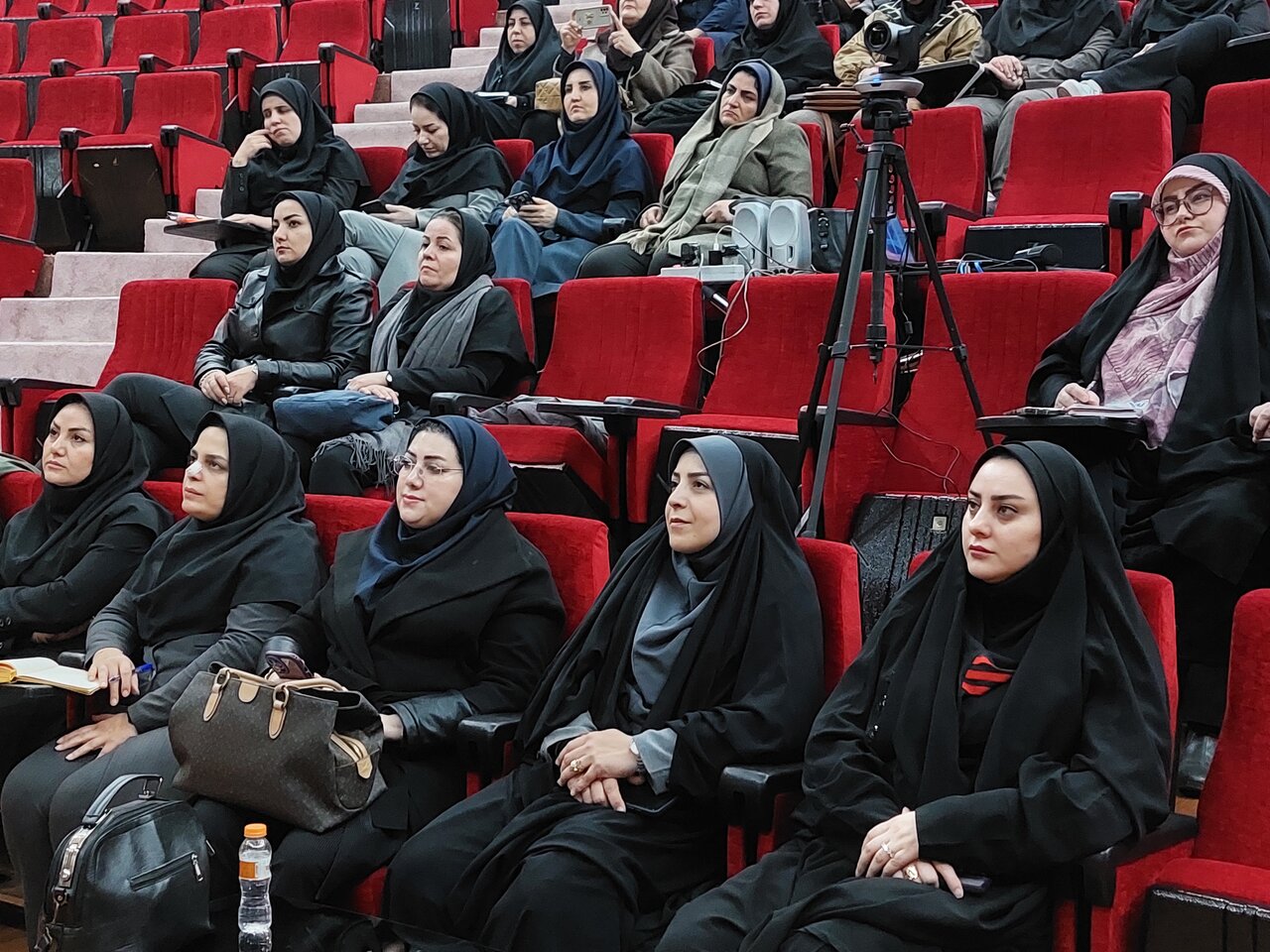 کارگاه آموزشی قصهگویی در کتابخانه مرکزی آذربایجانغربی برگزار شد