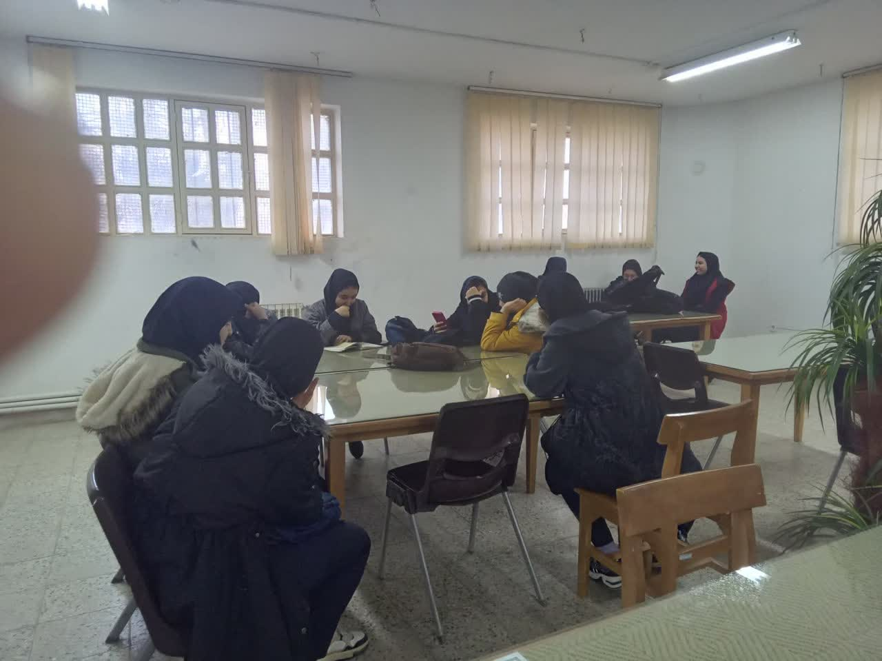 گرامیداشت بعثت پیامبر رحمت(ص) در کتابخانههای عمومی استان مرکزی