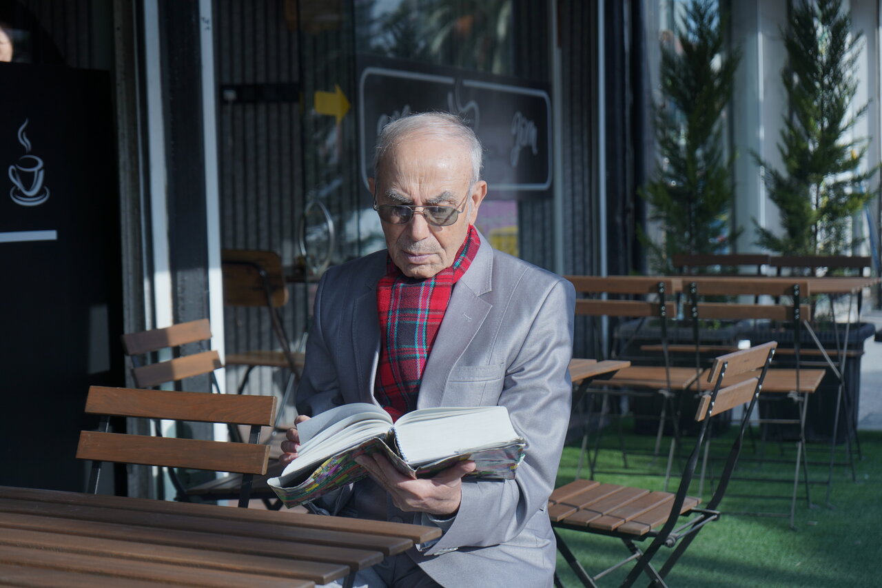 عضو ۷۹ ساله کتابخانه، مسافری در مسیر بیپایان دانایی