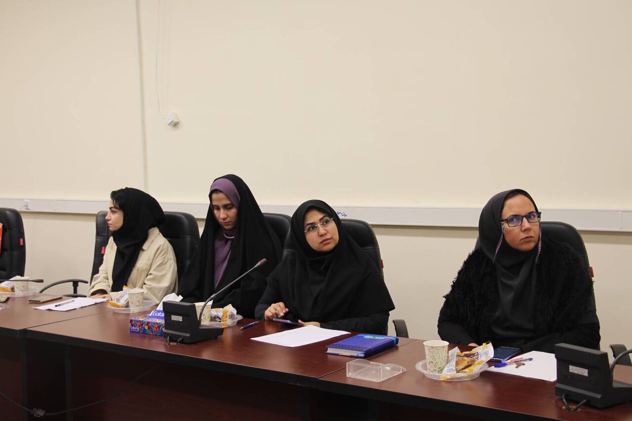 کارگاه آموزشی «کاربرد هوش مصنوعی در کتابخانههای عمومی»