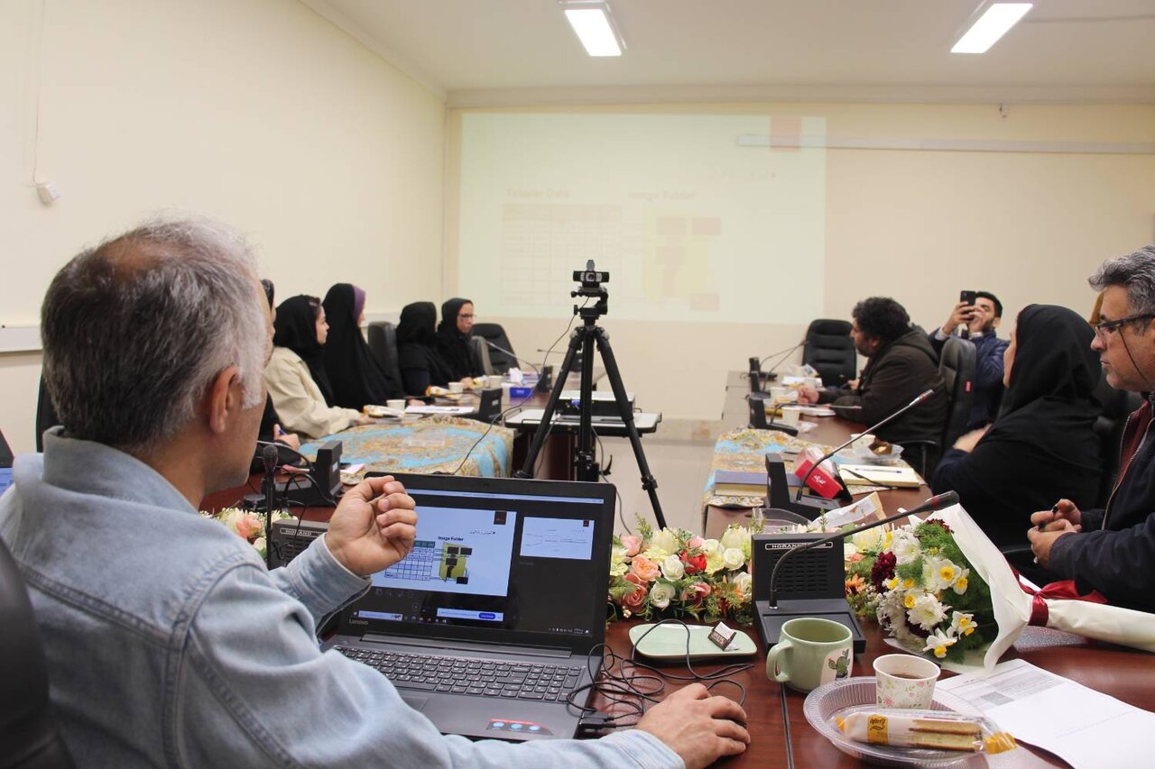 کارگاه آموزشی «کاربرد هوش مصنوعی در کتابخانههای عمومی»