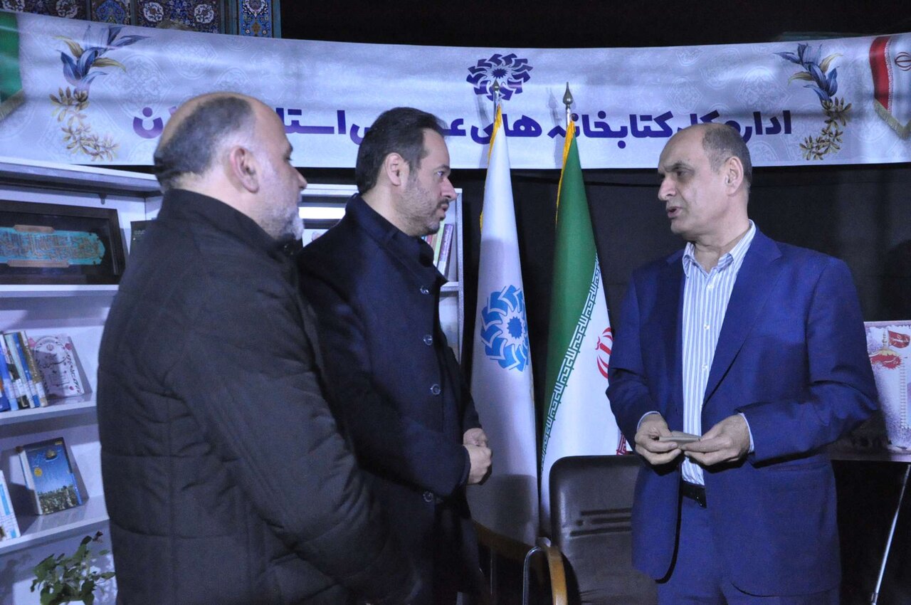 موکب کتاب ادارهکل کتابخانههای عمومی استان گیلان در مهدیه رشت