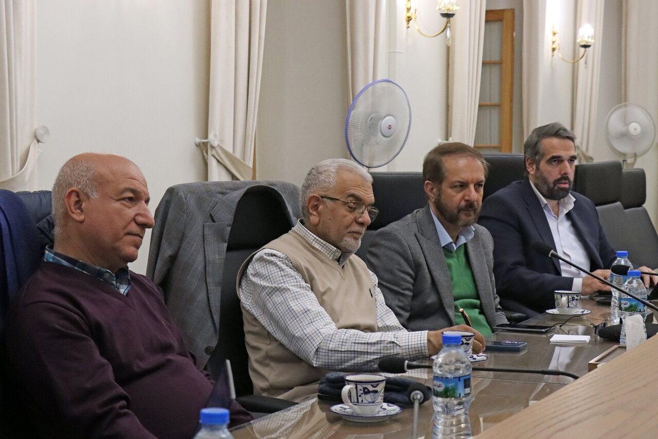 نشست هیئتمدیره انجمن فرهنگی ناشران کتاب کودک و نوجوان با دبیرکل نهاد