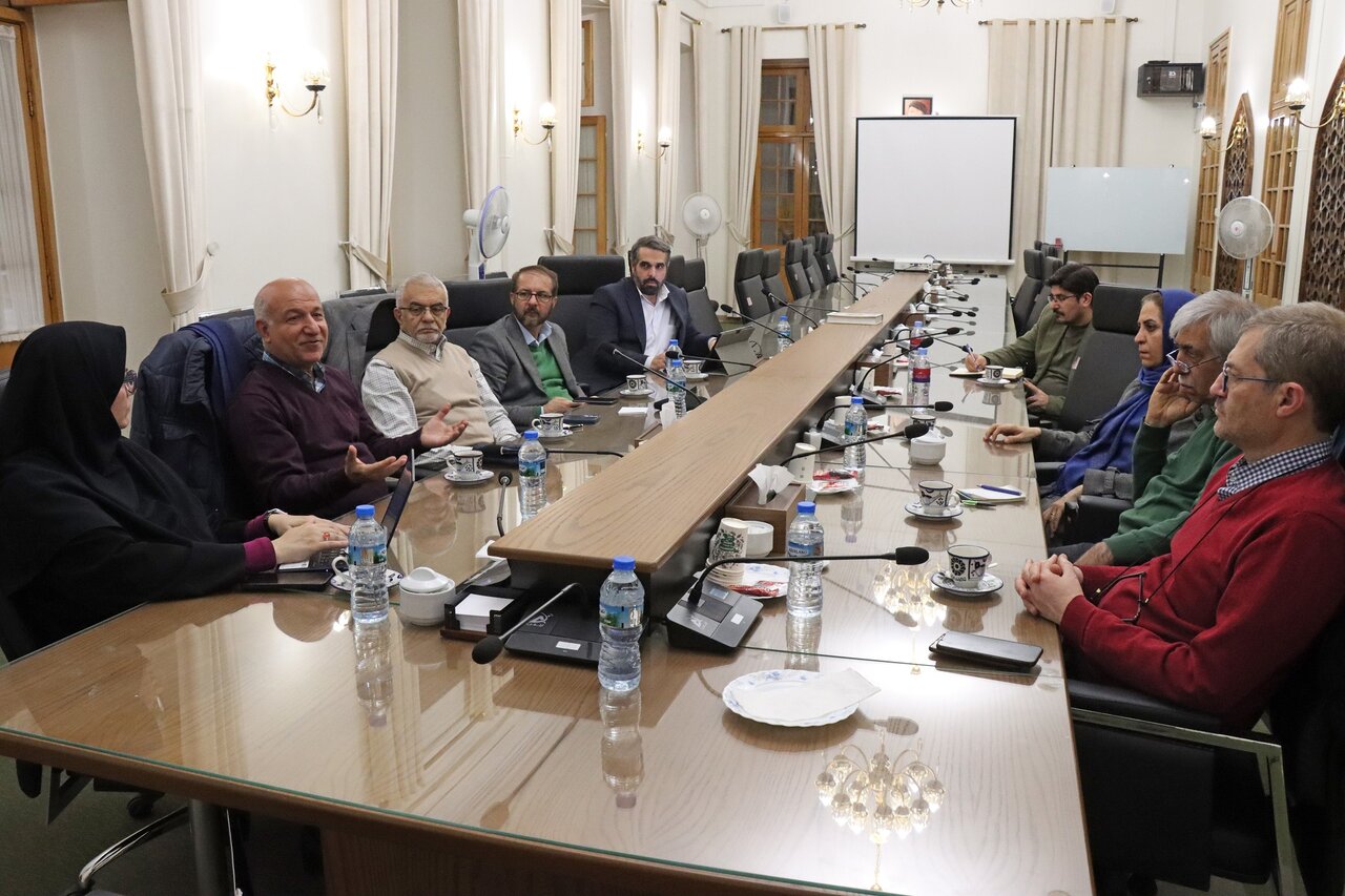 نشست هیئتمدیره انجمن فرهنگی ناشران کتاب کودک و نوجوان با دبیرکل نهاد