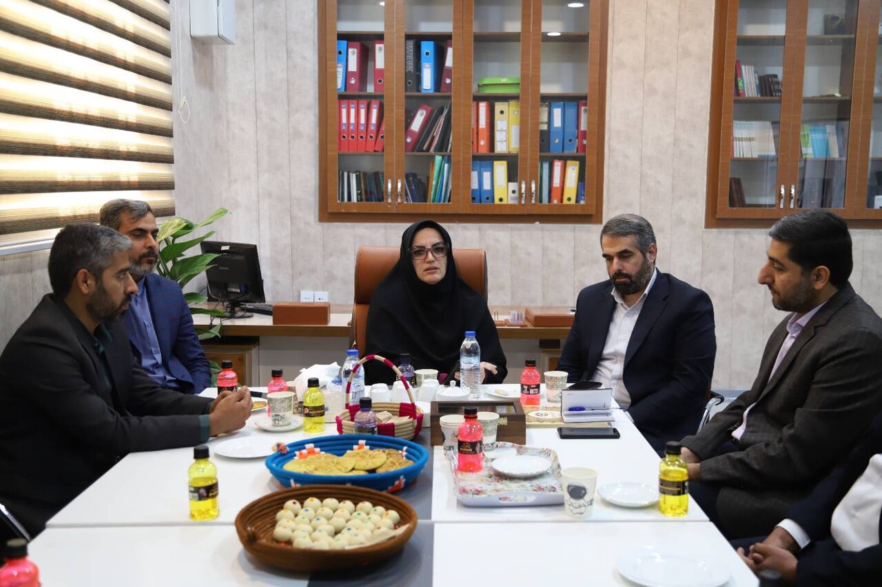 نقش موثر دغدغههای کتابدار بر توسعه فرهنگی شهرستان جم