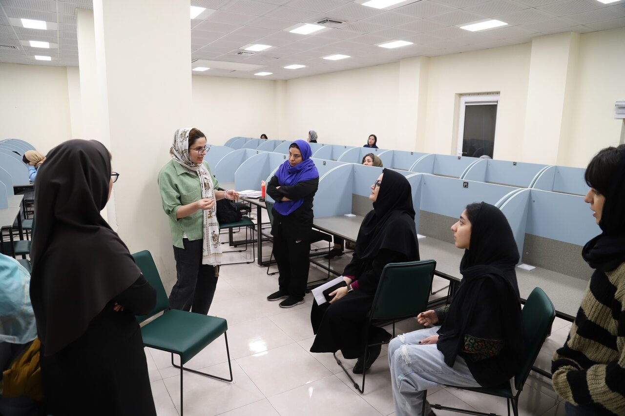 بهرهبرداری از سه کتابخانه با حضور استاندار بوشهر و پیگیری ساخت کتابخانه مرکزی