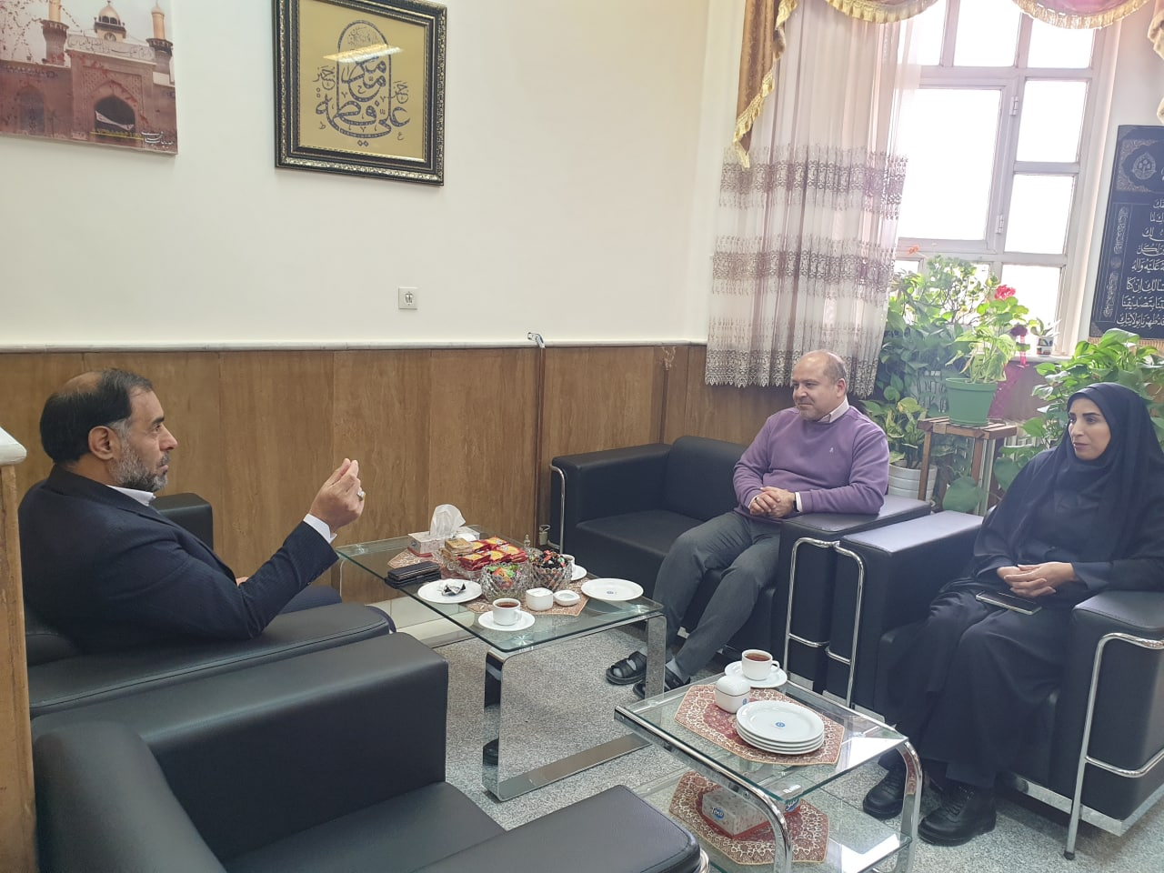 ویژه برنامههای «فجر پیروزی» در کتابخانههای عمومی استان مرکزی