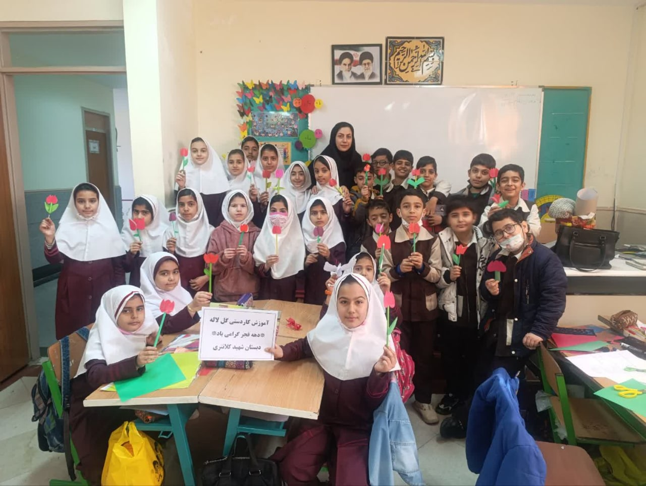 ویژه برنامههای «فجر پیروزی» در کتابخانههای عمومی استان مرکزی