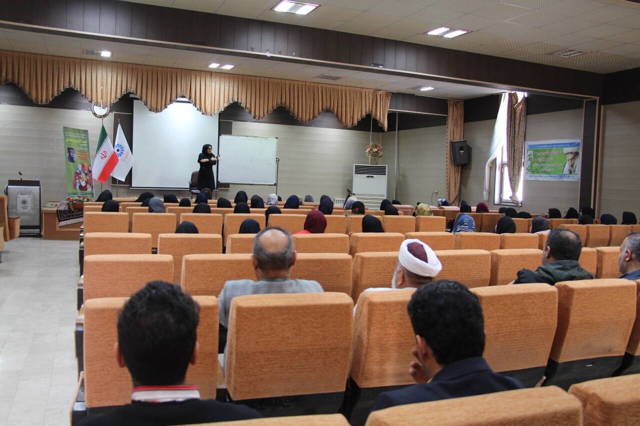 کارگاه آموزشی قصه گویی صحنهای