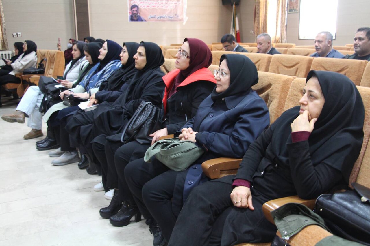 کارگاه آموزشی قصه گویی صحنهای