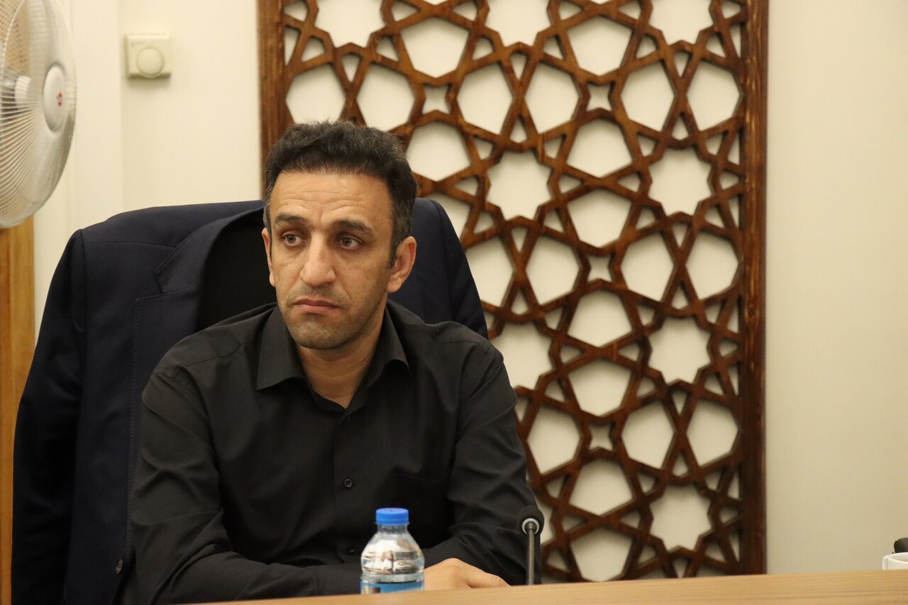 لزوم بروزرسانی منابع کمکآموزشی در کتابخانهها