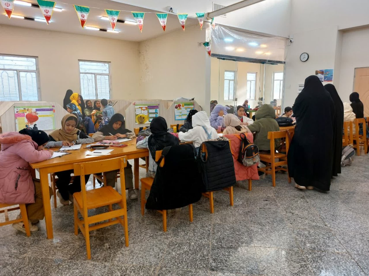 ویژه برنامههای «فجر پیروزی» در کتابخانههای عمومی استان مرکزی