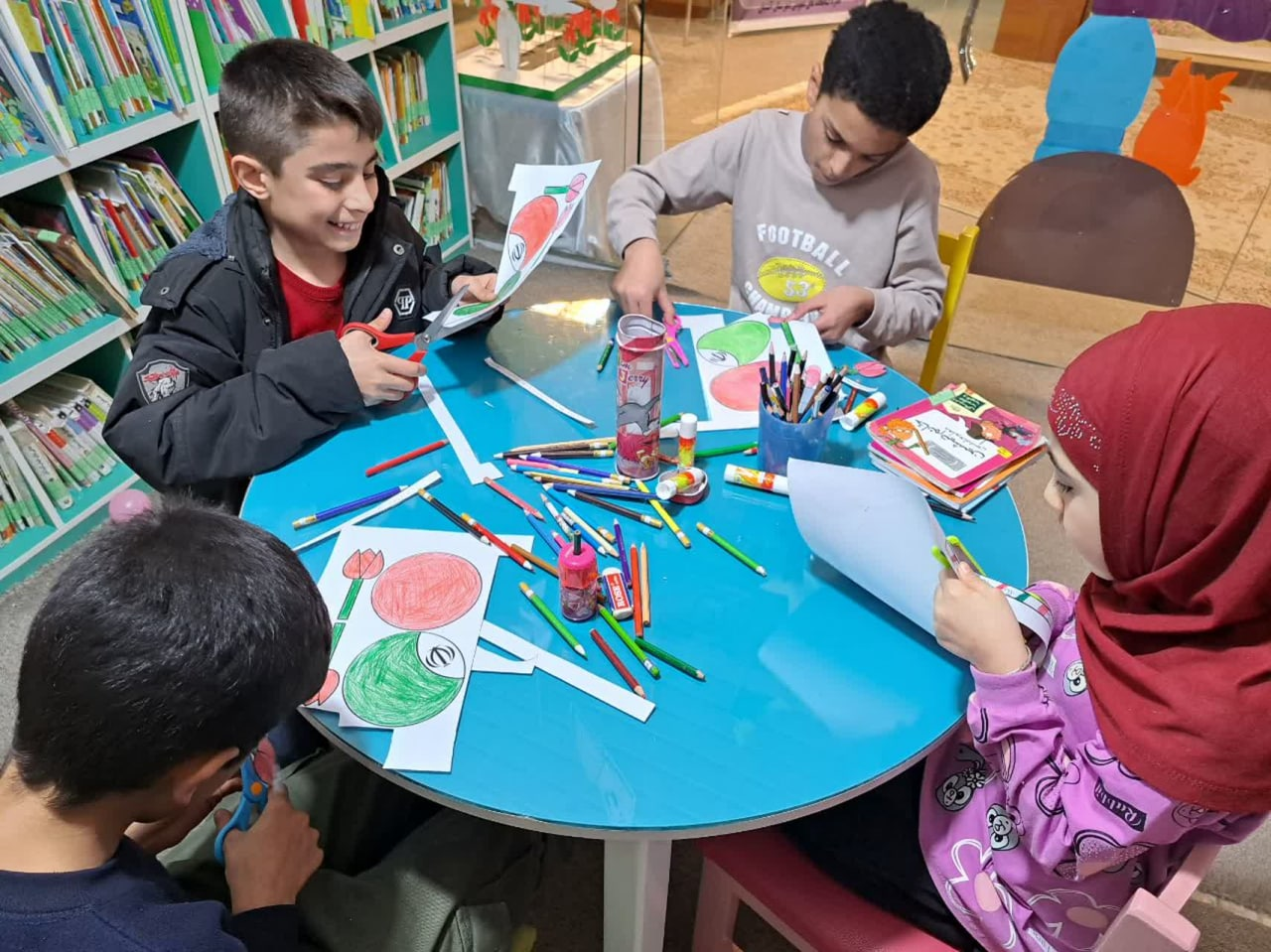 ویژه برنامههای «فجر پیروزی» در کتابخانههای عمومی استان مرکزی